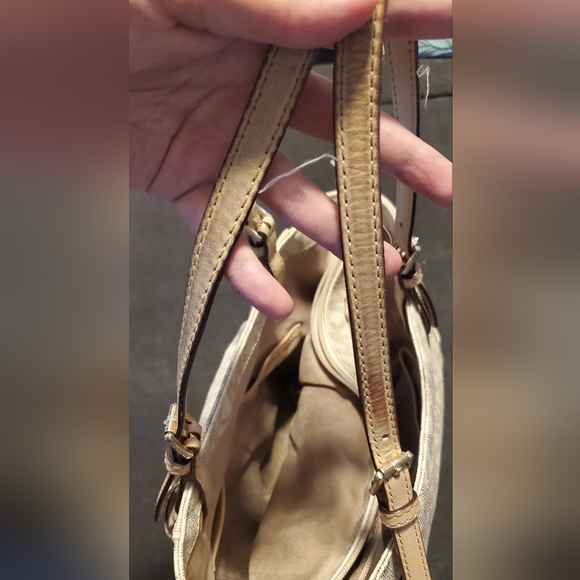 Michael Kors tote - Picture 5 of 8